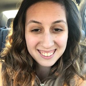 Meet your Posher, Emma